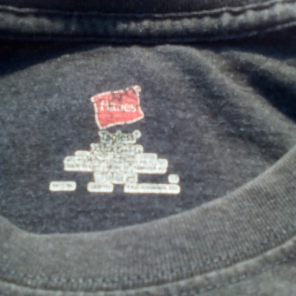 Graphic Tee shirt - Picture 6 of 6